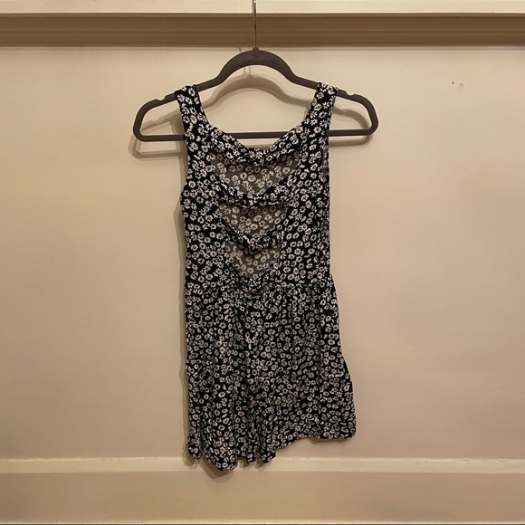 Forever 21 - Floral Dress - Picture 2 of 3